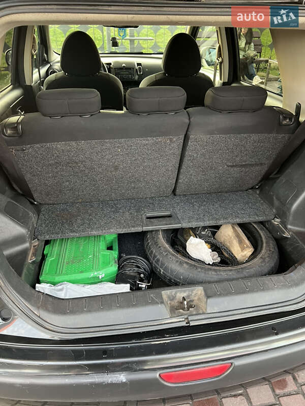 Хетчбек Nissan Note 2007 в Кременчуці