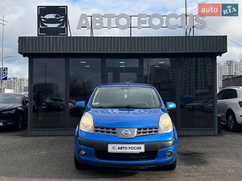 Хэтчбек Nissan Note 2006 в Киеве