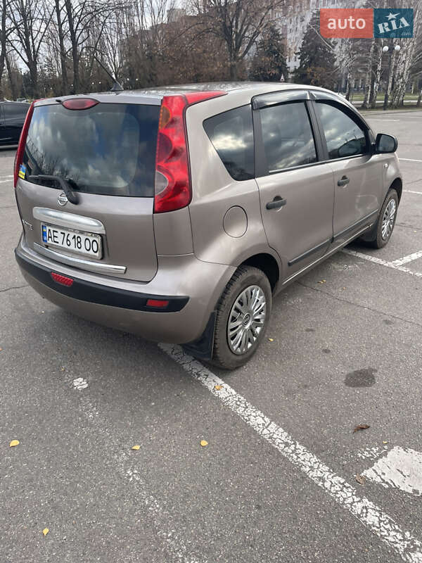 Хэтчбек Nissan Note 2006 в Кривом Роге фото 5 Хэтчбек Nissan Note 2006 в Кривом Роге