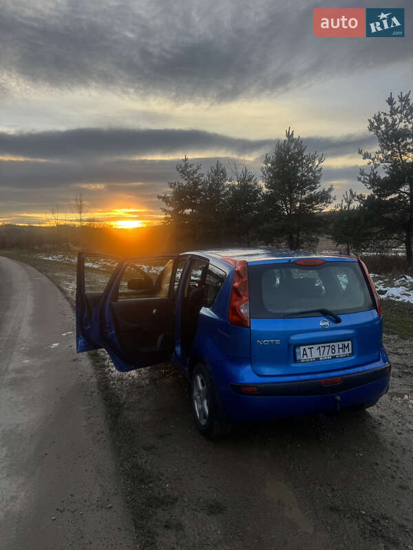 Хетчбек Nissan Note 2006 в Івано-Франківську