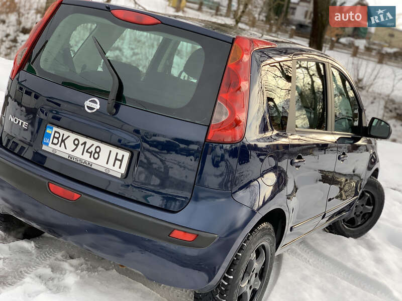 Хетчбек Nissan Note 2007 в Дрогобичі