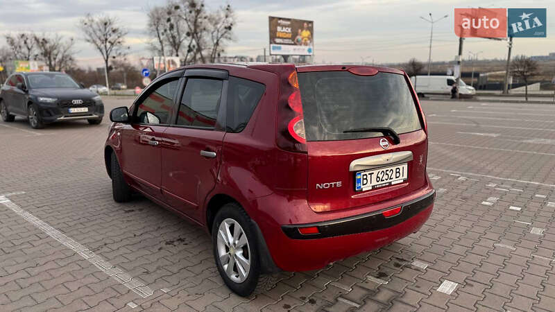 Хэтчбек Nissan Note 2011 в Киеве фото 6 Хэтчбек Nissan Note 2011 в Киеве