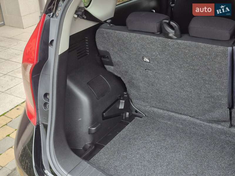 Хэтчбек Nissan Note 2015 в Одессе фото 44 Хэтчбек Nissan Note 2015 в Одессе