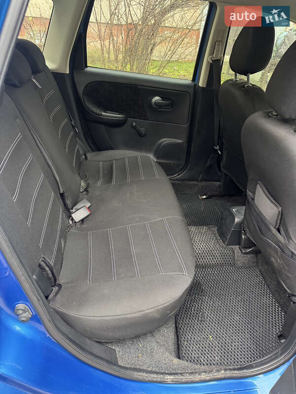 Хетчбек Nissan Note 2006 в Івано-Франківську