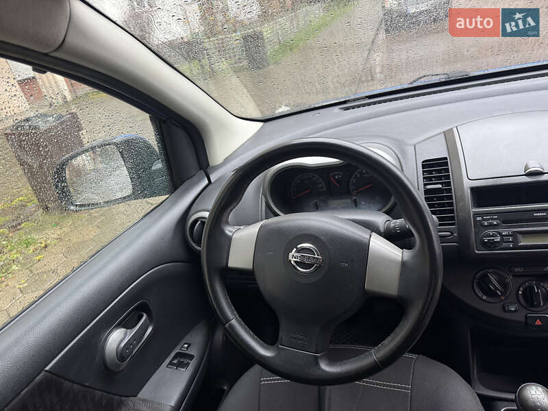 Хетчбек Nissan Note 2006 в Івано-Франківську
