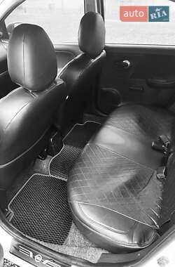 Хэтчбек Nissan Note 2010 в Виноградове