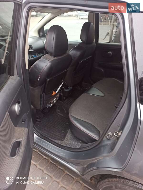 Хетчбек Nissan Note 2006 в Львові