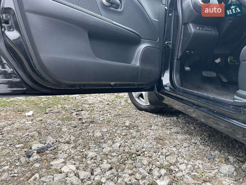 Хэтчбек Nissan Note 2012 в Киеве фото 10 Хэтчбек Nissan Note 2012 в Киеве