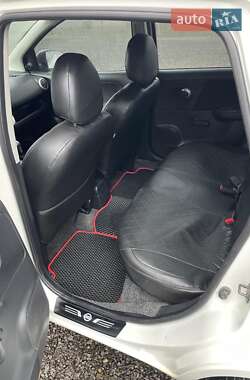 Хэтчбек Nissan Note 2010 в Виноградове