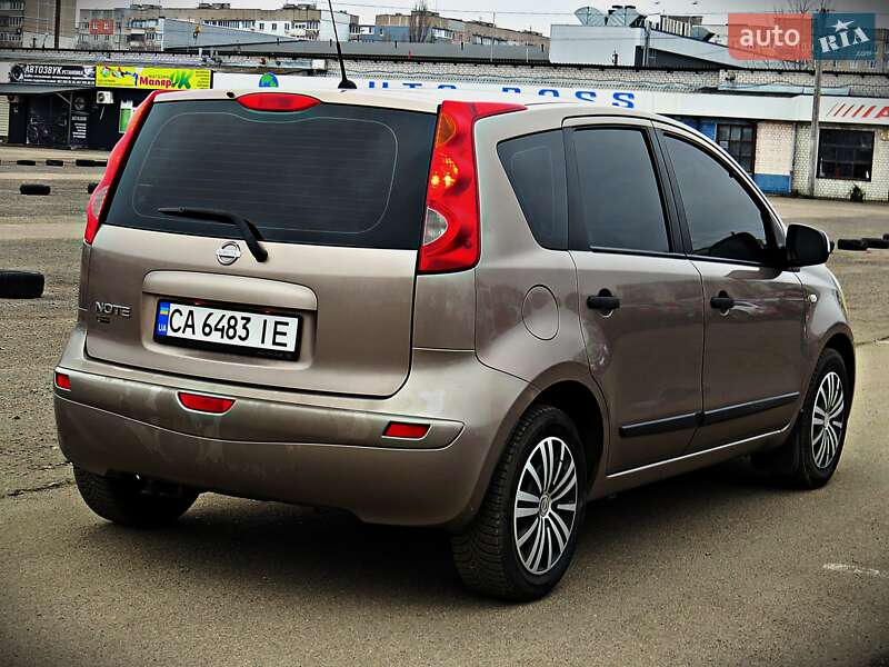 Хэтчбек Nissan Note 2007 в Черкассах фото 3 Хэтчбек Nissan Note 2007 в Черкассах