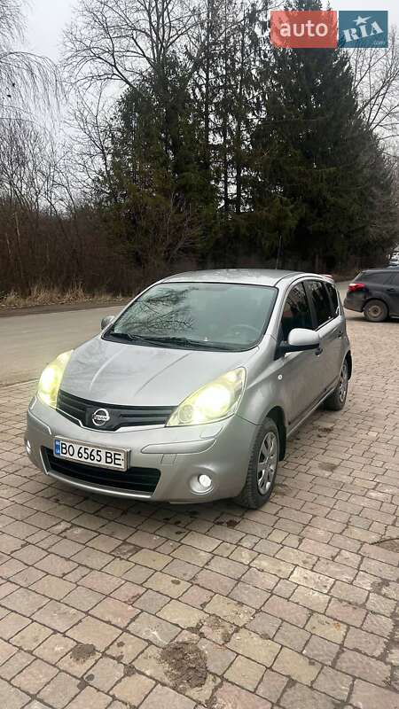 Хэтчбек Nissan Note 2011 в Тернополе фото 3 Хэтчбек Nissan Note 2011 в Тернополе