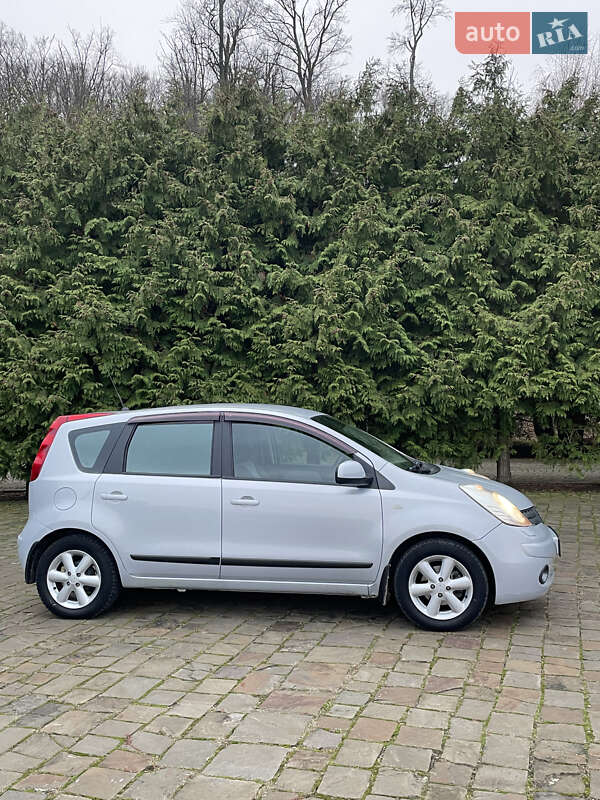 Хэтчбек Nissan Note 2008 в Черновцах фото 4 Хэтчбек Nissan Note 2008 в Черновцах