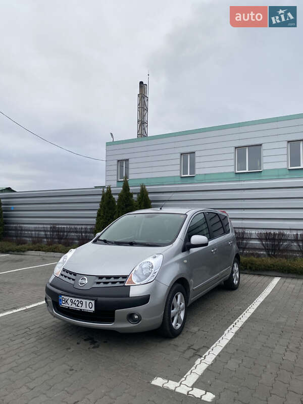 Хетчбек Nissan Note 2006 в Черкасах