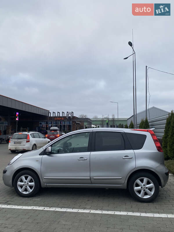 Хетчбек Nissan Note 2006 в Черкасах