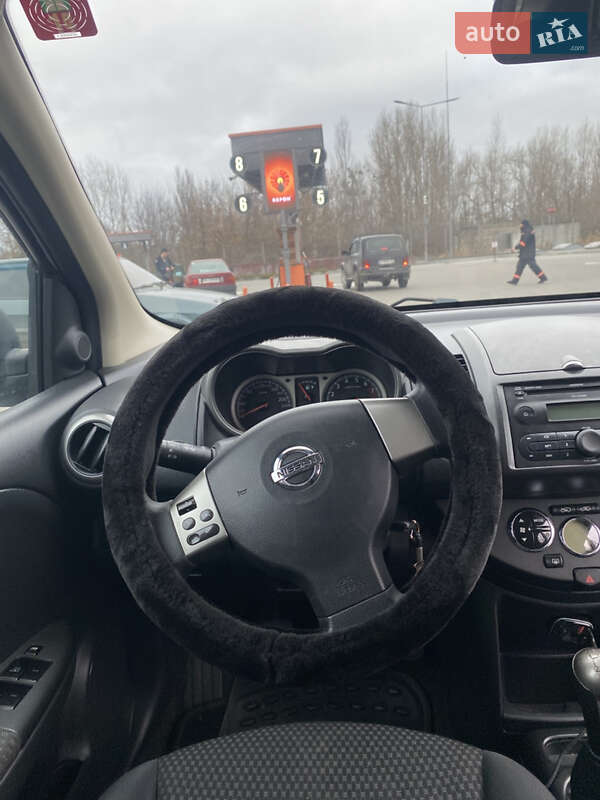Хетчбек Nissan Note 2006 в Черкасах