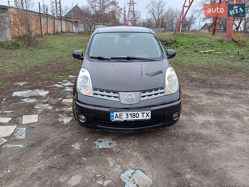 Хэтчбек Nissan Note 2007 в Александрие фото Хэтчбек Nissan Note 2007 в Александрие