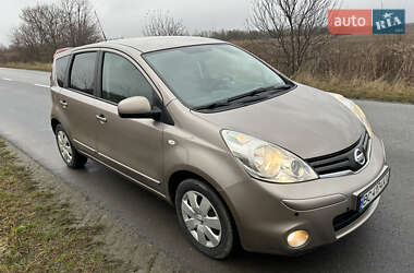 Хэтчбек Nissan Note 2009 в Городке