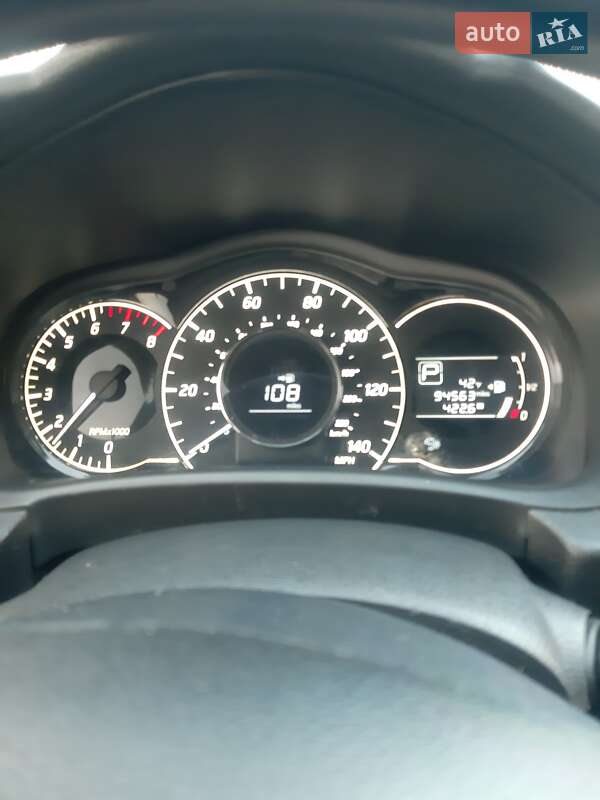 Хэтчбек Nissan Note 2015 в Владимире