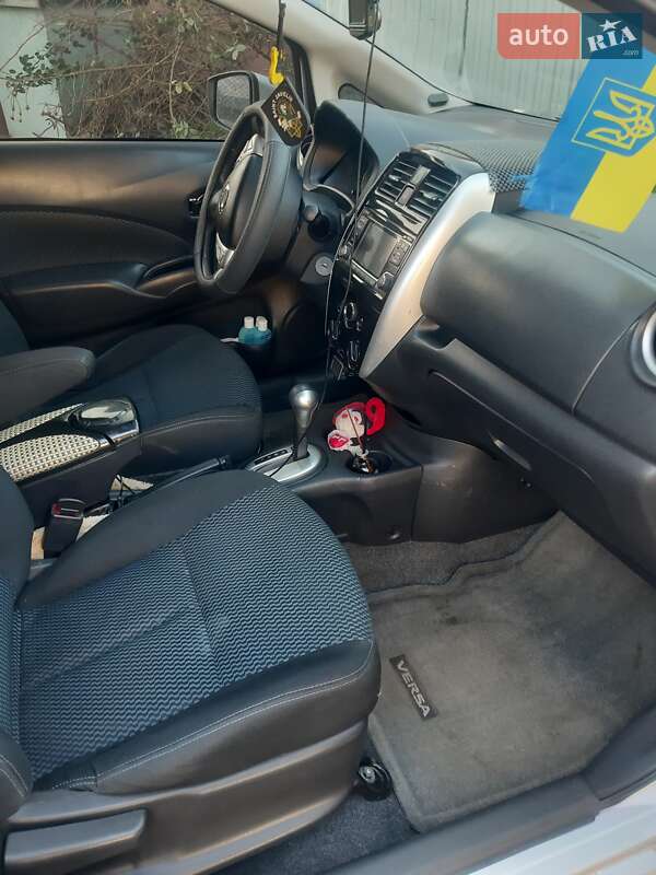 Хэтчбек Nissan Note 2015 в Владимире