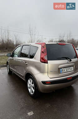 Хэтчбек Nissan Note 2006 в Киеве