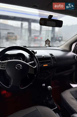 Хэтчбек Nissan Note 2006 в Киеве