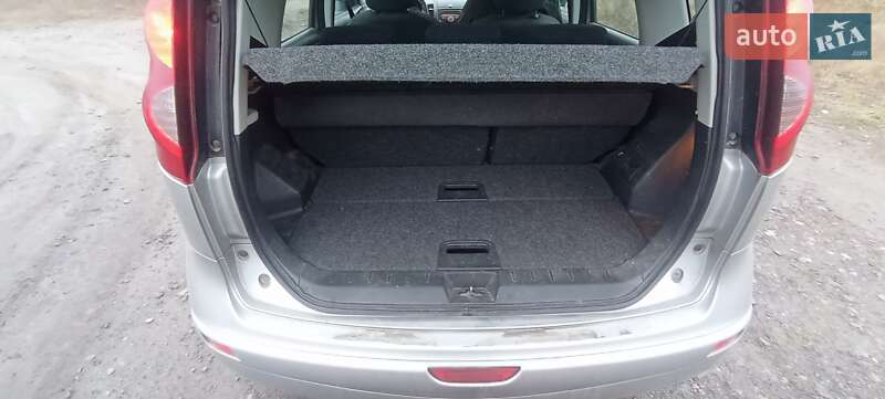 Хетчбек Nissan Note 2011 в Славуті