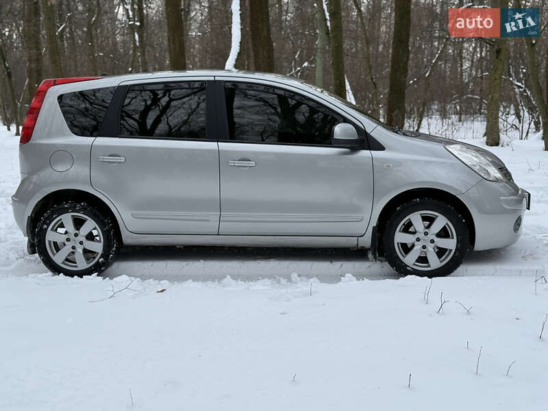 Хетчбек Nissan Note 2008 в Сумах фото 7 Хетчбек Nissan Note 2008 в Сумах