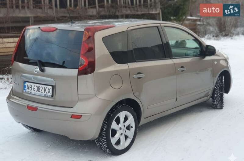 Хэтчбек Nissan Note 2011 в Летичеве