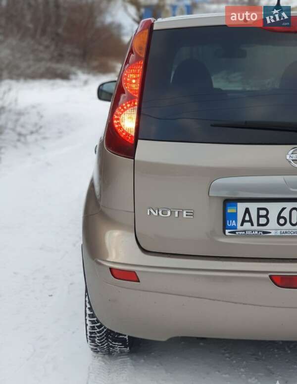 Хэтчбек Nissan Note 2011 в Летичеве