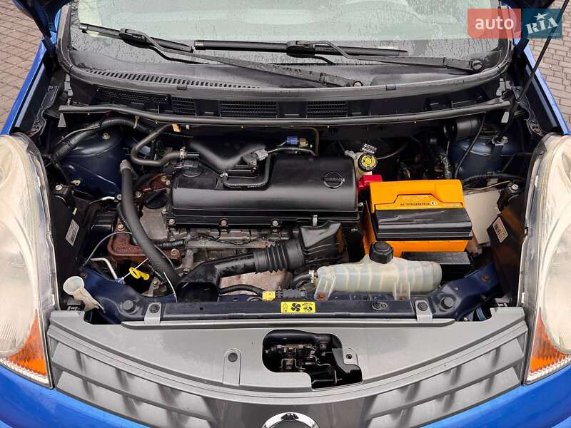 Хэтчбек Nissan Note 2006 в Запорожье