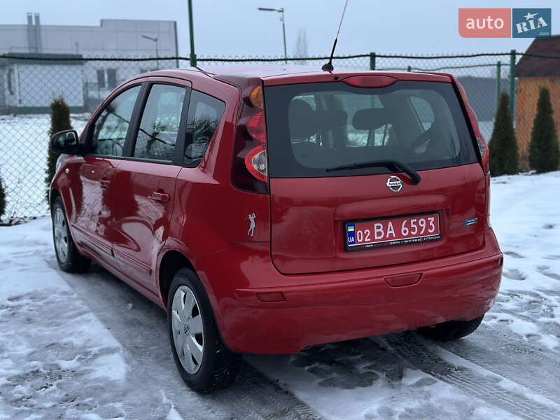 Хэтчбек Nissan Note 2010 в Виннице
