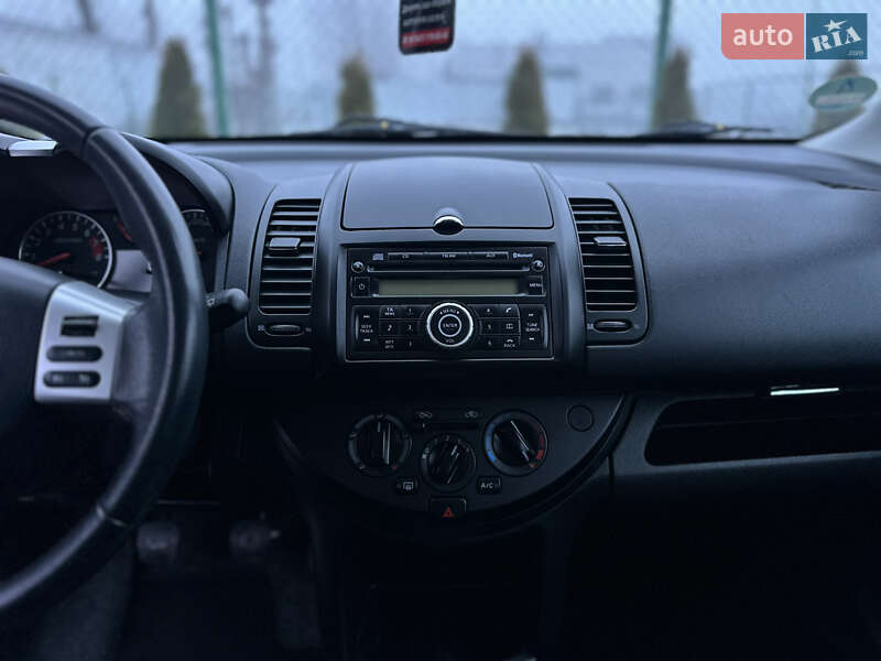 Хэтчбек Nissan Note 2010 в Виннице