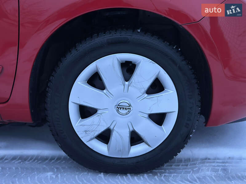 Хэтчбек Nissan Note 2010 в Виннице