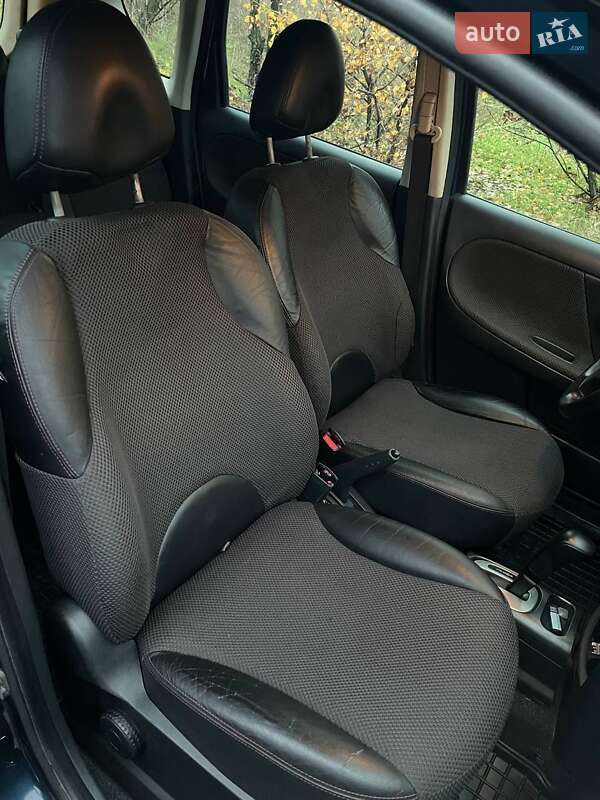 Хэтчбек Nissan Note 2007 в Каменском