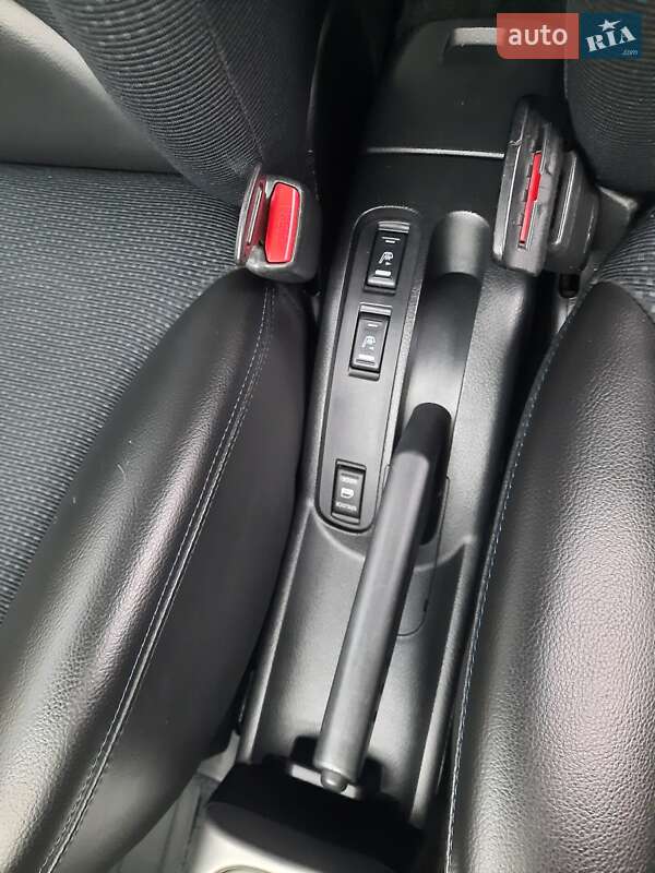 Хэтчбек Nissan Note 2013 в Новомосковске