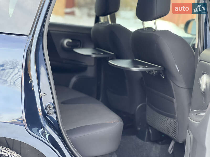 Хэтчбек Nissan Note 2009 в Виннице фото 65 Хэтчбек Nissan Note 2009 в Виннице