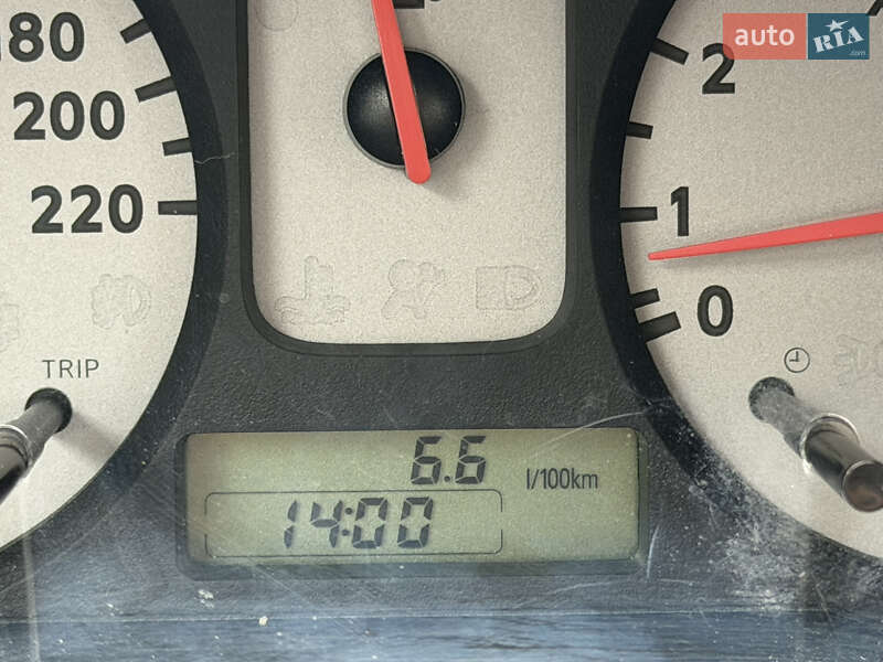 Хэтчбек Nissan Note 2008 в Луцке