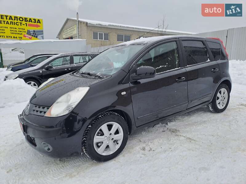 Хэтчбек Nissan Note 2006 в Славуте