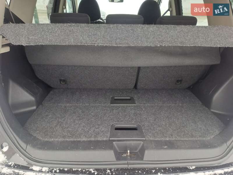 Хэтчбек Nissan Note 2006 в Славуте