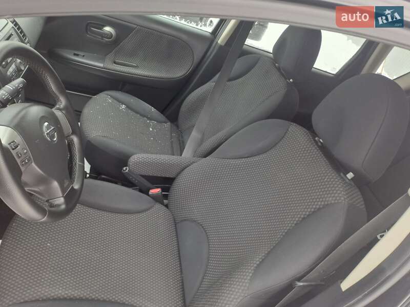 Хэтчбек Nissan Note 2006 в Славуте