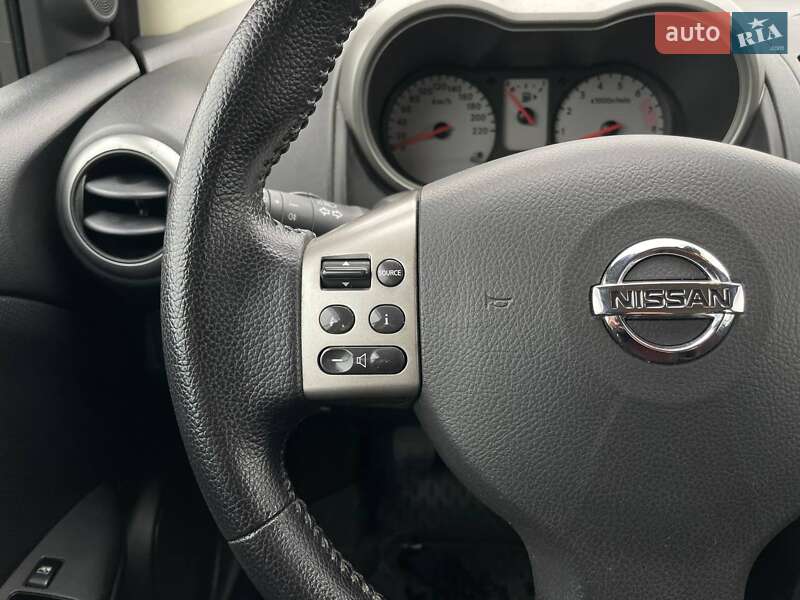 Хэтчбек Nissan Note 2007 в Киеве