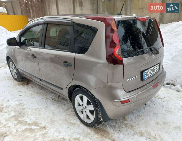 Хэтчбек Nissan Note 2012 в Тернополе фото 4 Хэтчбек Nissan Note 2012 в Тернополе