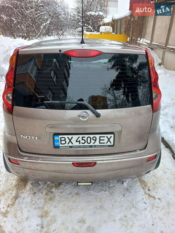 Хэтчбек Nissan Note 2012 в Тернополе фото 6 Хэтчбек Nissan Note 2012 в Тернополе