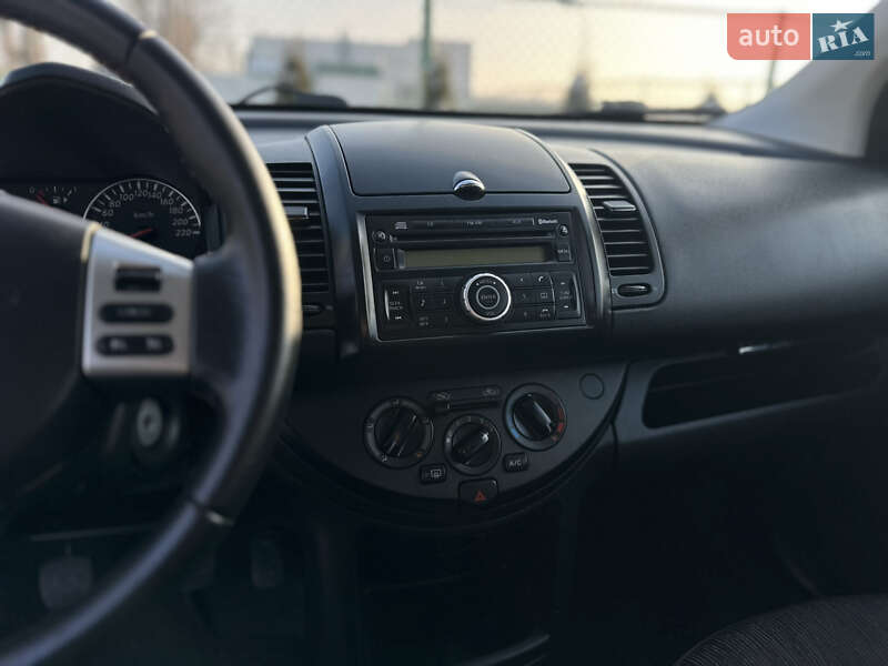 Хэтчбек Nissan Note 2009 в Виннице