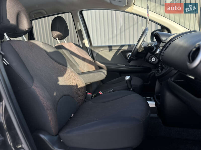 Хэтчбек Nissan Note 2009 в Виннице