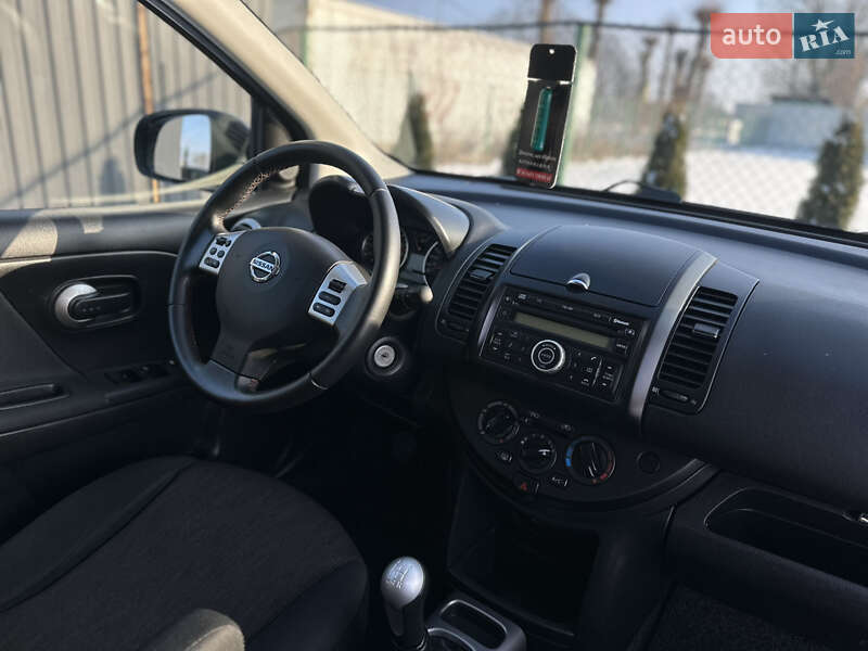 Хэтчбек Nissan Note 2009 в Виннице