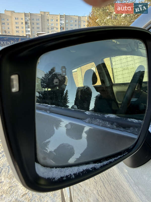 Хэтчбек Nissan Note 2013 в Луцке