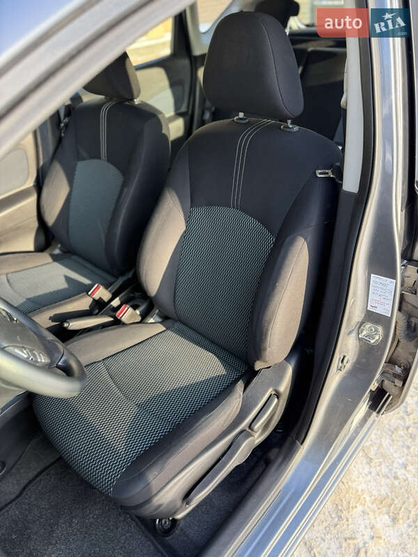 Хэтчбек Nissan Note 2013 в Луцке