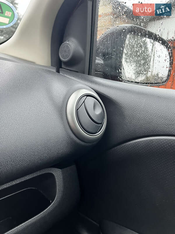 Хэтчбек Nissan Note 2007 в Збараже