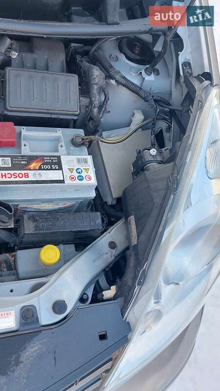 Хетчбек Nissan Note 2010 в Луцьку